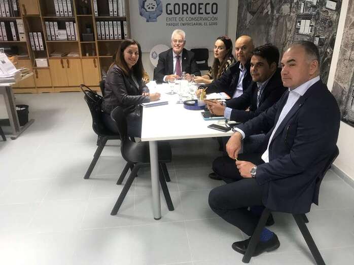 Momento de la primera reunión de trabajo (Foto TA)